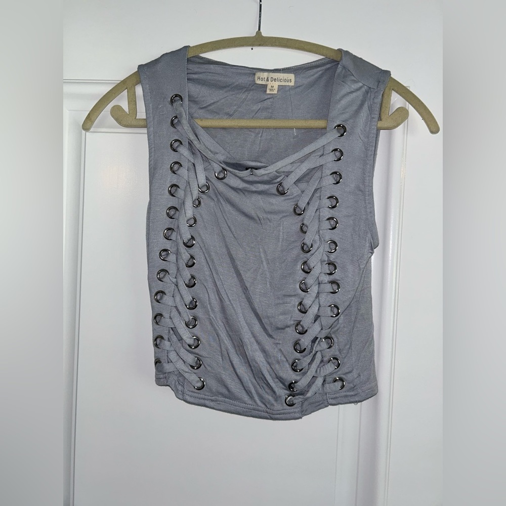 Detailed tank never worn *